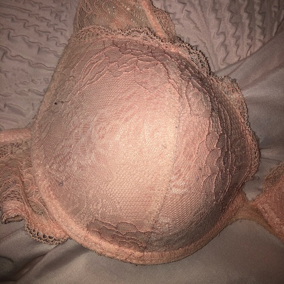 Marilyn Monroe 34D light pink bra - Picture 2 of 6